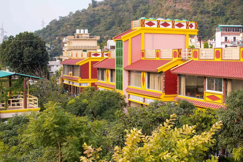 MVT Guesthouse & Restaurant (Rishikesh) - Image 1