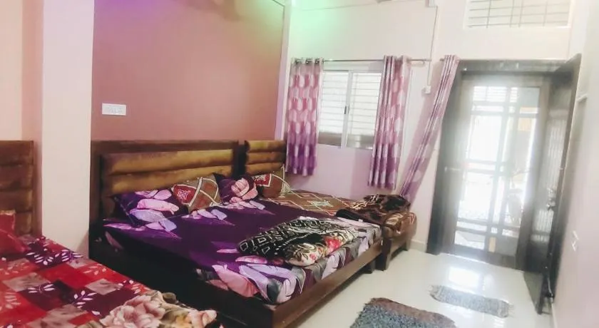 Deviksha Home Stay - Image 1