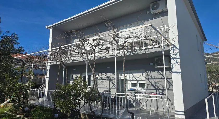 Apartment Sutic - Image 1