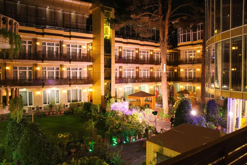 Park Star Hotel - Image 1