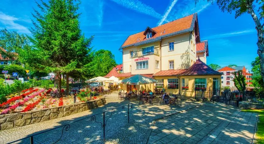 Hotel Kryształ - Image 1