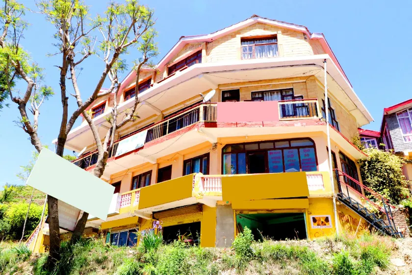 Hotel O Ritik Home Stay - Image 1