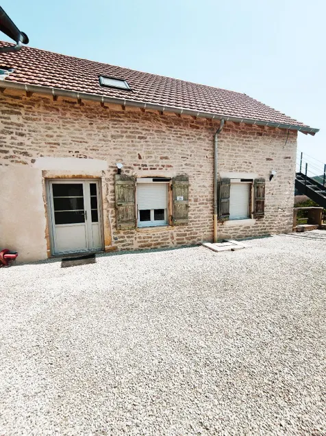 Studio avec barbecue et jacuzzi | Vue jardin - Image 1