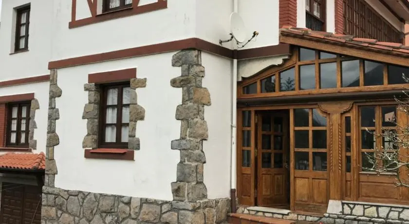 Hotel Rural Villa Elena - Image 1