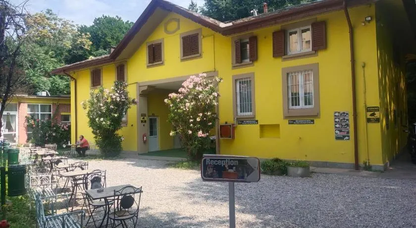 New Generation Hostel Como Lake - Image 1