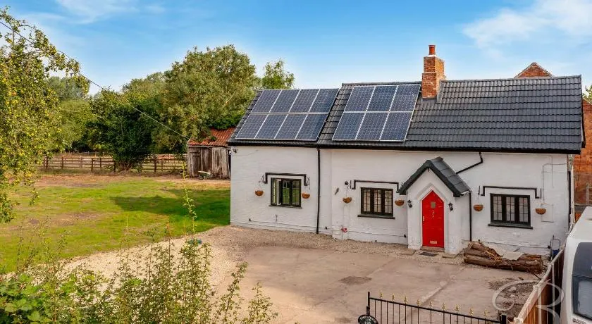 Tumbleweed Cottage - Image 1