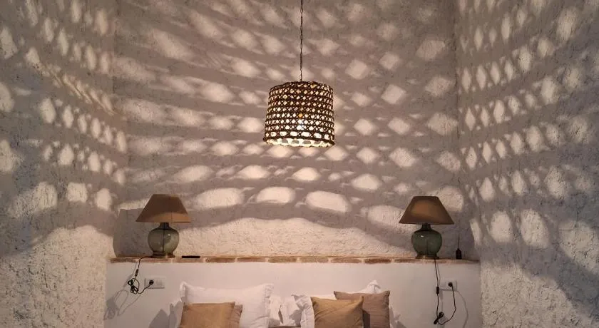 Posada de la Clavería - Image 1