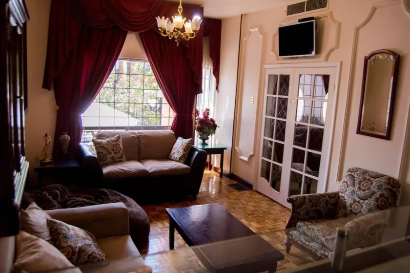 Paqui Bed and Breakfast - Image 1