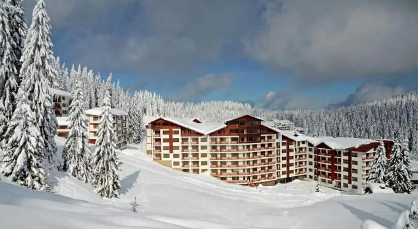 Apart Hotel Forest Nook 3 Pamporovo - Image 1