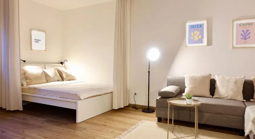 Modernes Studio-Apartment mit privatem Stellplatz für bis zu 4 Personen nähe Mosel & Weinberge und stadtnah - Image 1