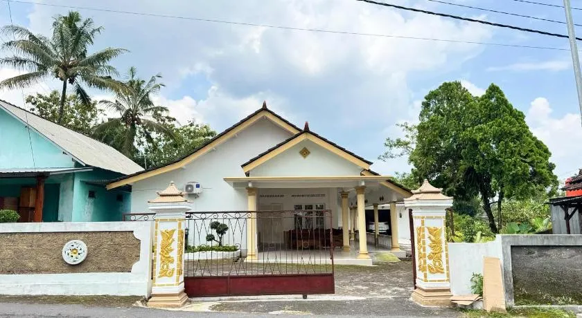 Puri Palm Homestay - Image 1