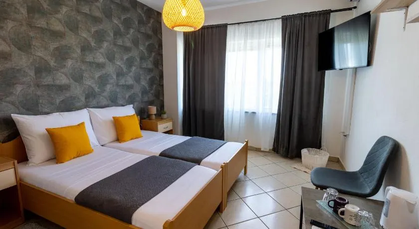 DELUXE ROOMS BURE - Image 1