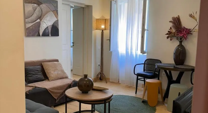 THE CENTRIC Apt by LOC HOSPITALITY - Image 1