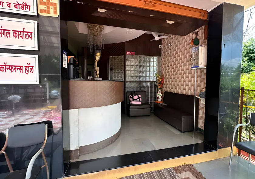 Hotel Sarang Lodging and Boarding - Image 1