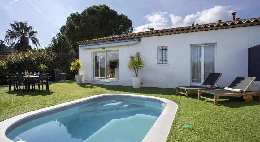 Villa Lecko House avec Piscine - Image 1