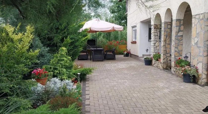 Edina apartman - Image 1