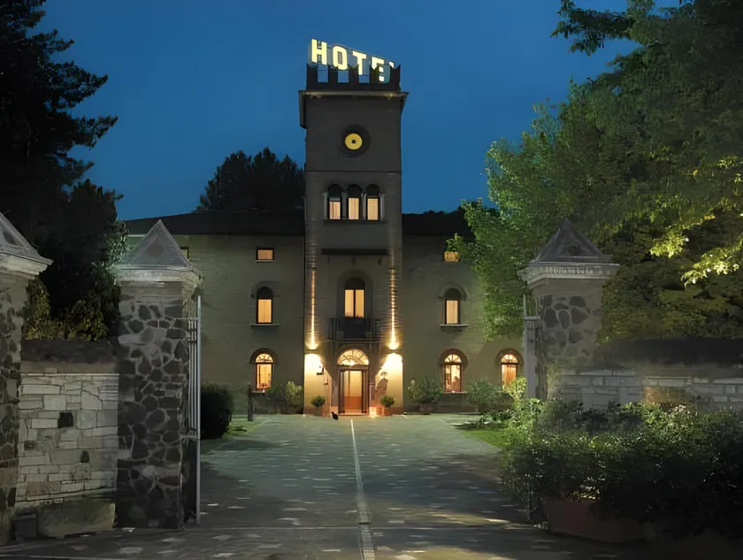 Hotel Castello - Image 1