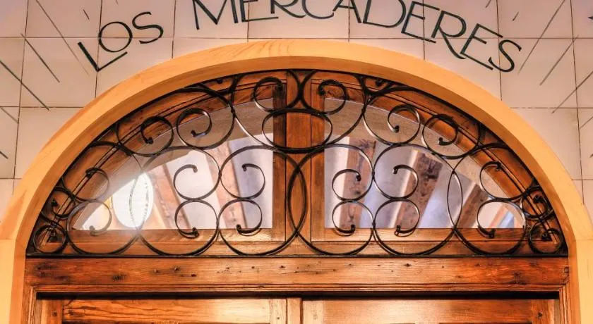 LOS MERCADERES Balneum Suites - Image 1