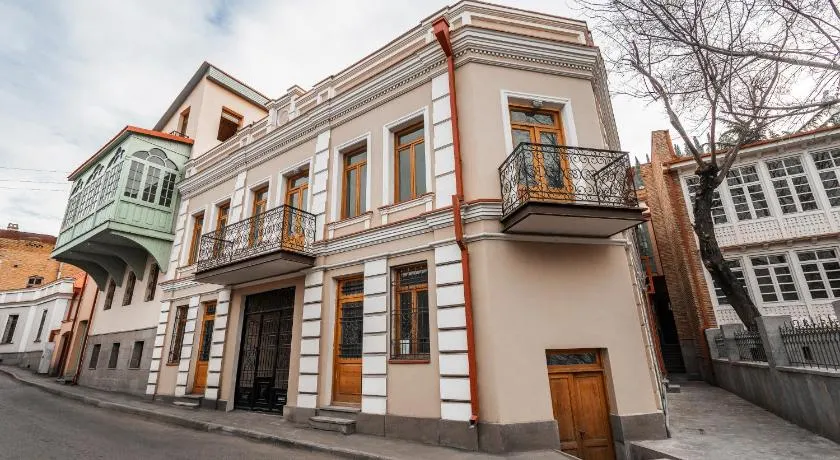 8 Rooms Apartotel On Meidan - Image 1