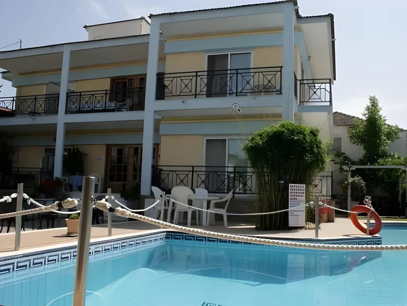 Hotel George - Image 1