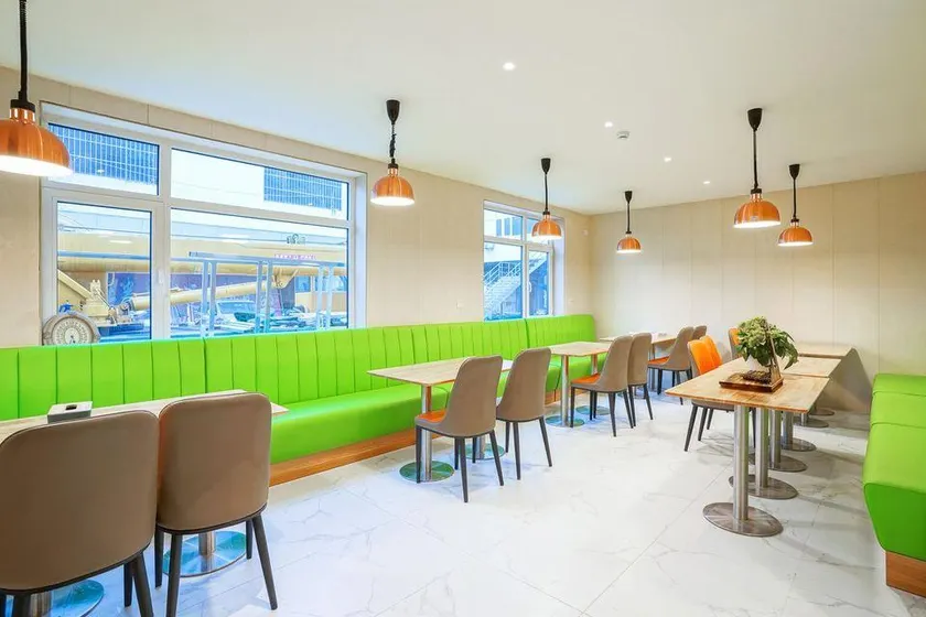 Xiyue Beach Resort Hotel (Shilaolang Bathing Beach Store) - Image 1