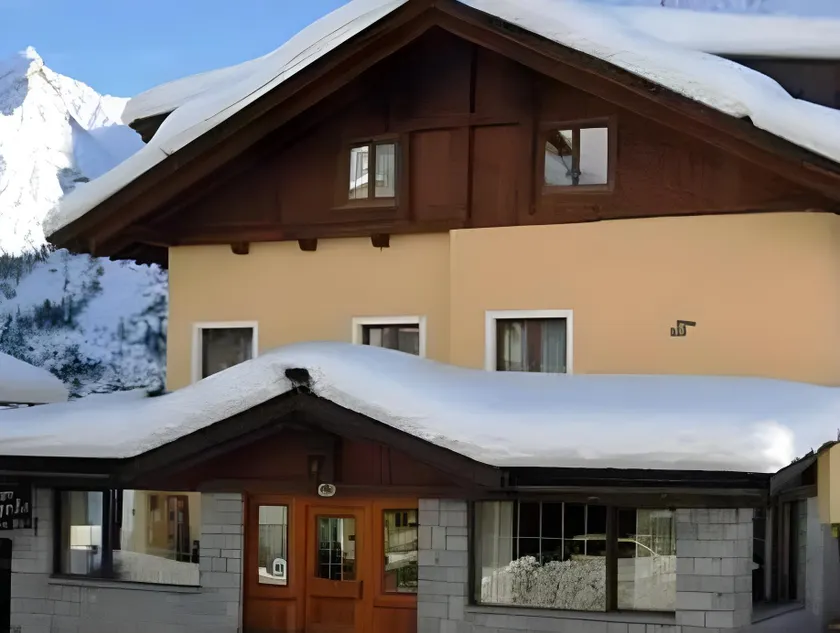 Hotel Angelo - Image 1