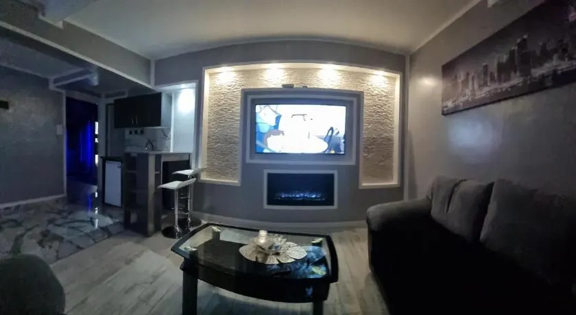 Top luxury apartment - Image 1