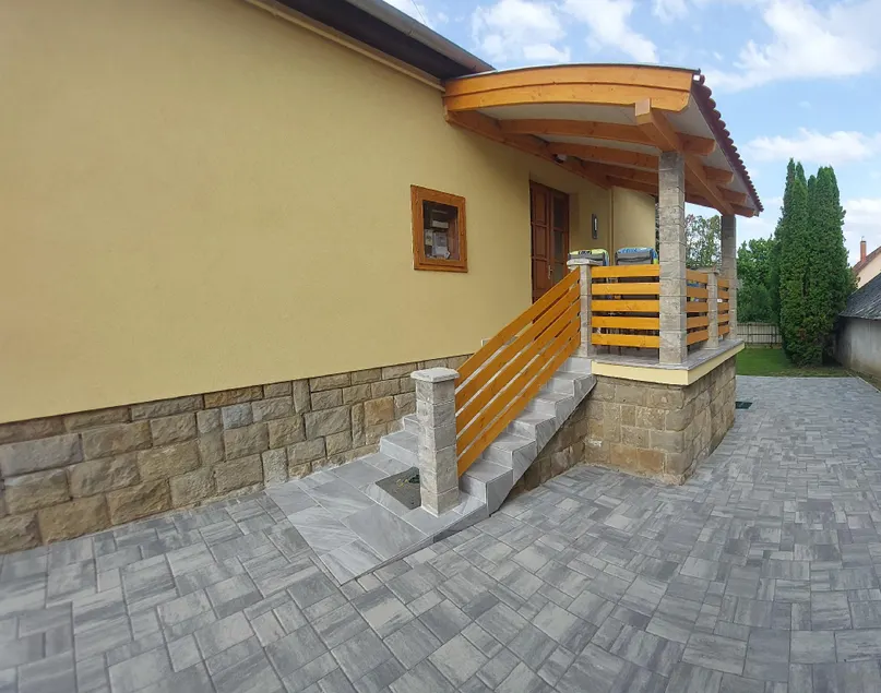 Nóra Vendégház Hévíz - Image 1
