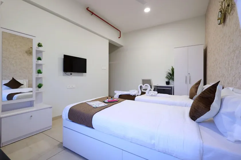 Corporate Stay (Pvt Room in an apartment) - Image 1