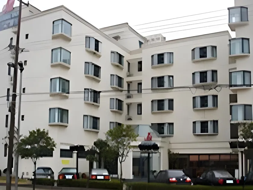 Jinjiang Inn Select Yangzhou Shouxi Lake Siwangting Road - Image 1