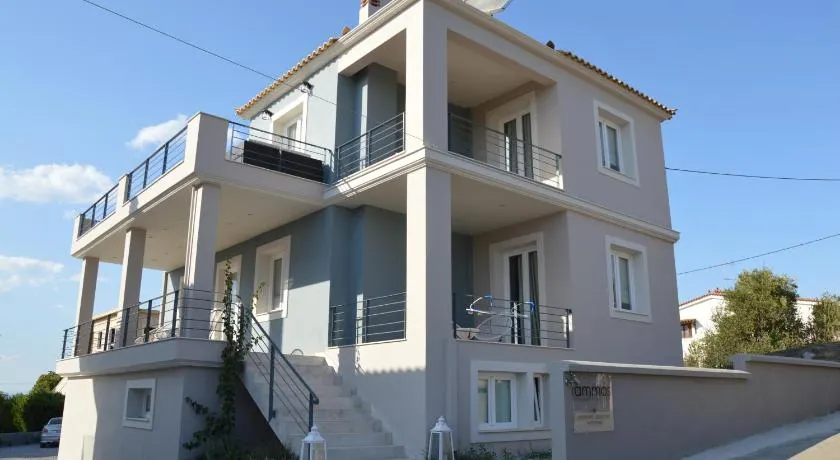 Ammos Luxury Suites - Image 1