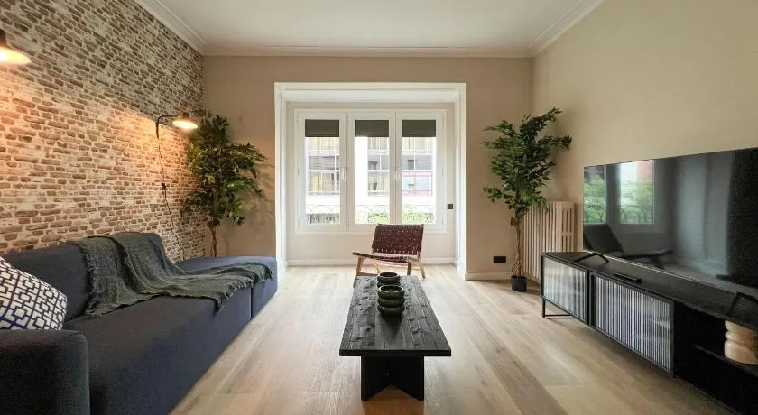 Stay Unique Apartment Muntaner - Image 1