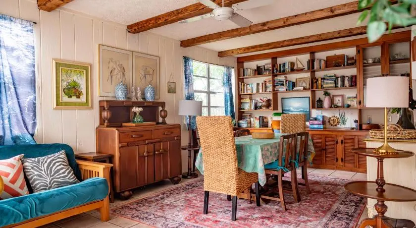 Bohemian Bungalow - Image 1
