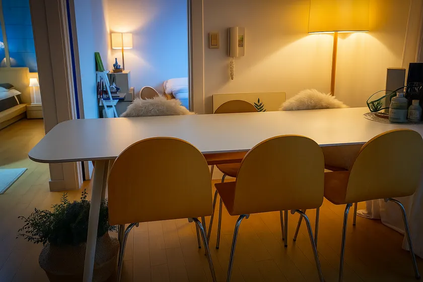 Daegu,Apsan,Large dining, kingbed, full options - Image 1