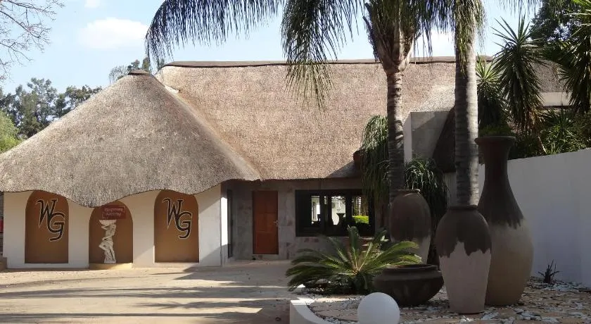 Waterglen Guest Lodge - Image 1
