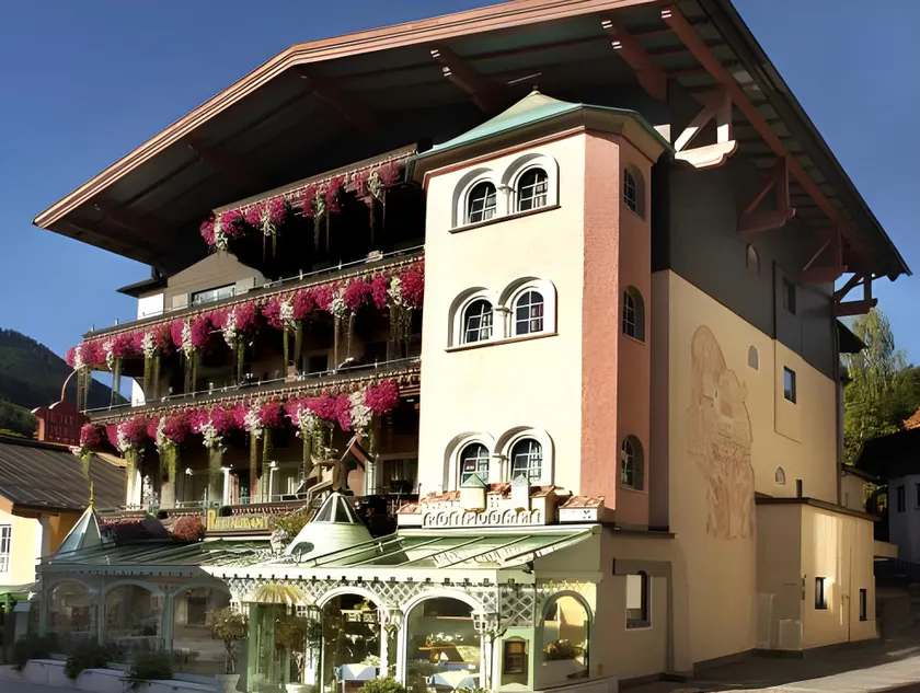Hotel Bauer - Image 1