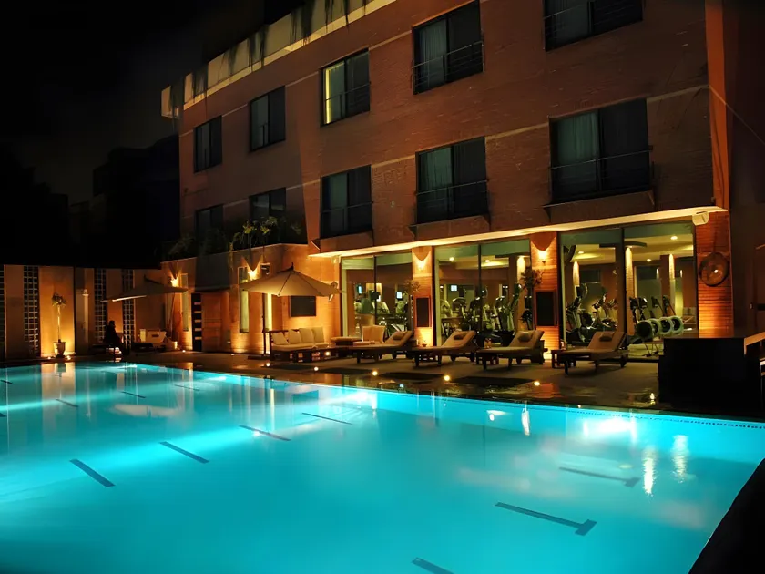 The Residency Hotel - Image 1