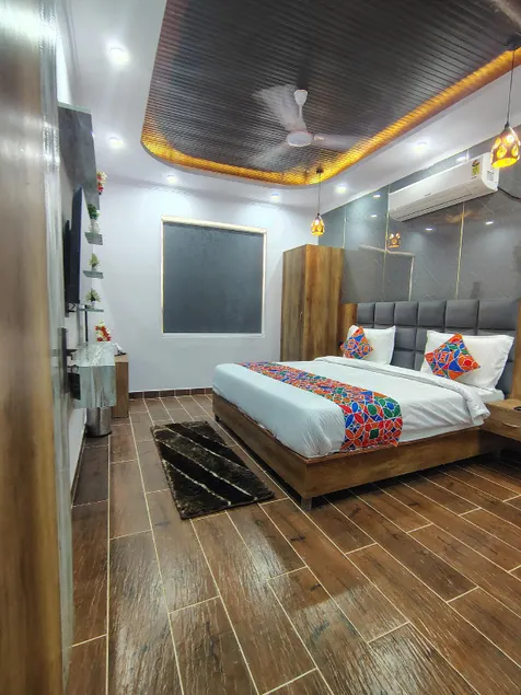 Red orchid hotels near Chandigarh railway station - Image 1