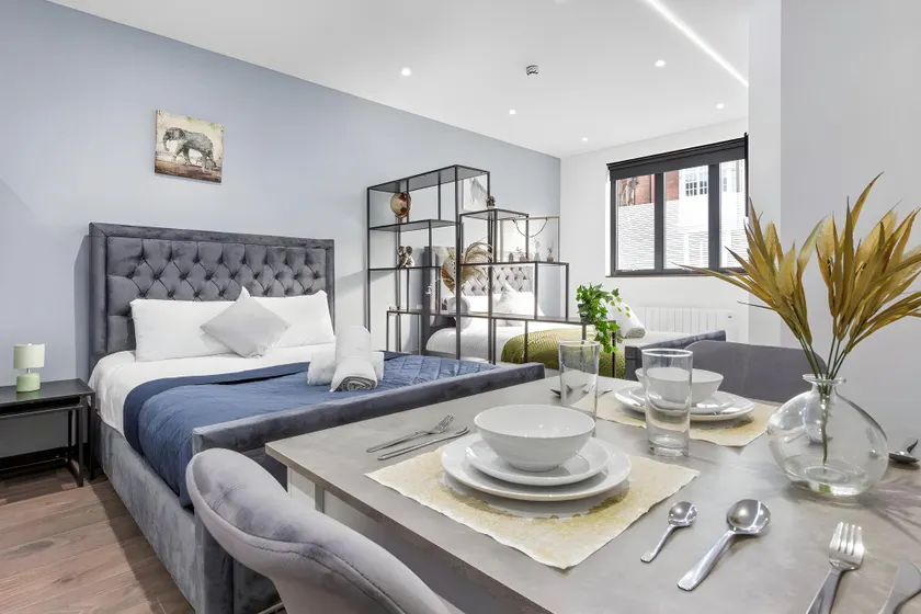 Serviced Studio Flat near Camden Euston Station - Image 1