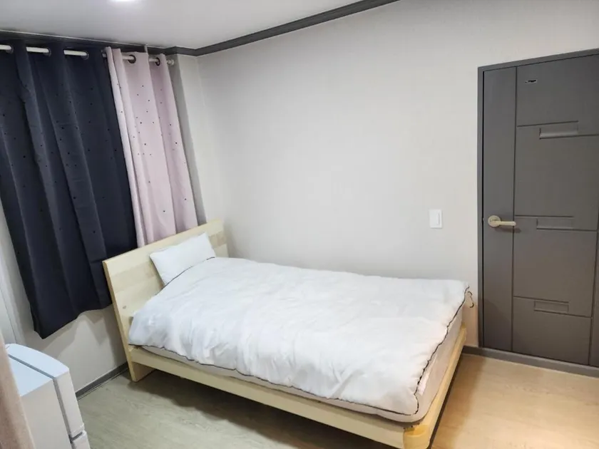 Ara Guesthouse - Image 1