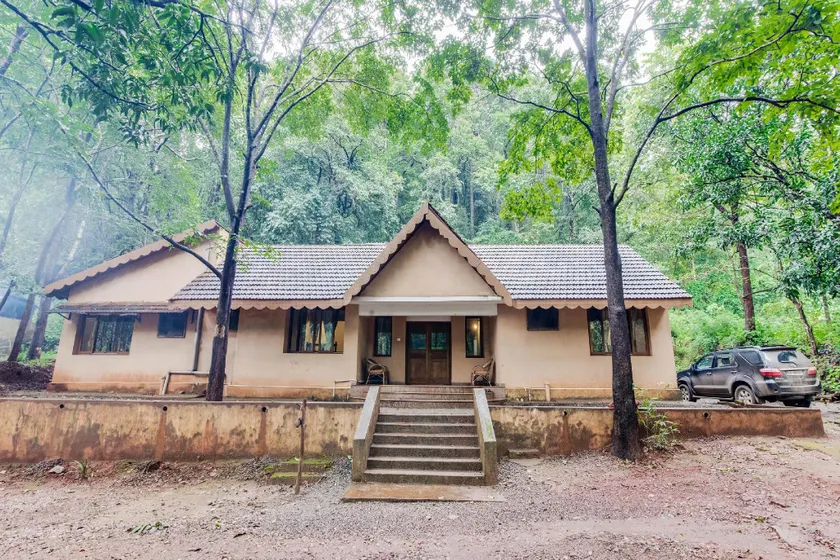 Old Magazine House - Jungle Lodges - Image 1