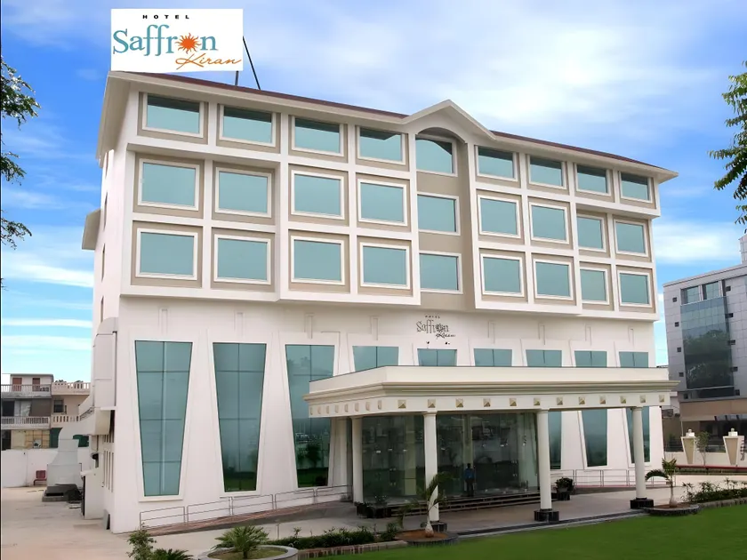 Hotel Saffron Kiran - Image 1
