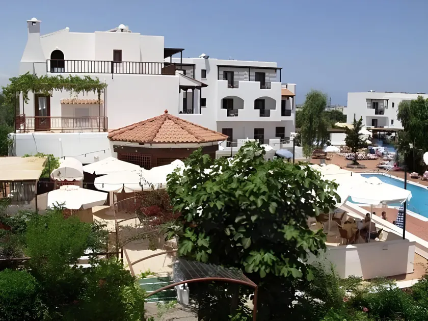 Lyda Hotel - Image 1