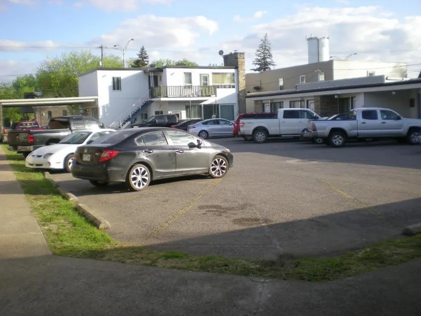 Motel Seigneurie de Vaudreuil - Image 1