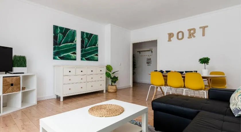 Port Apartments - Image 1