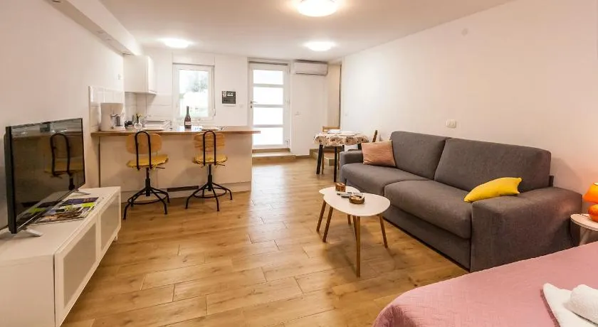 Studio & Apartment 'The Roots Apartments' near Pula, Istria, Croatia - Image 1