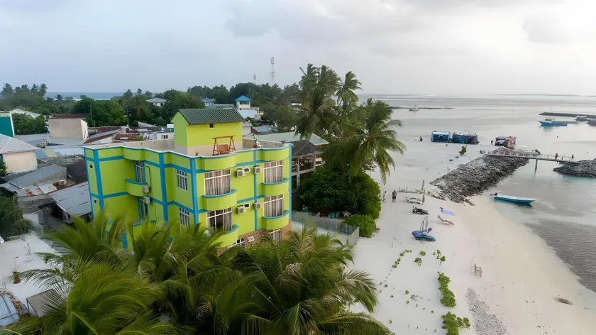 IRIS Beach Residence - Image 1