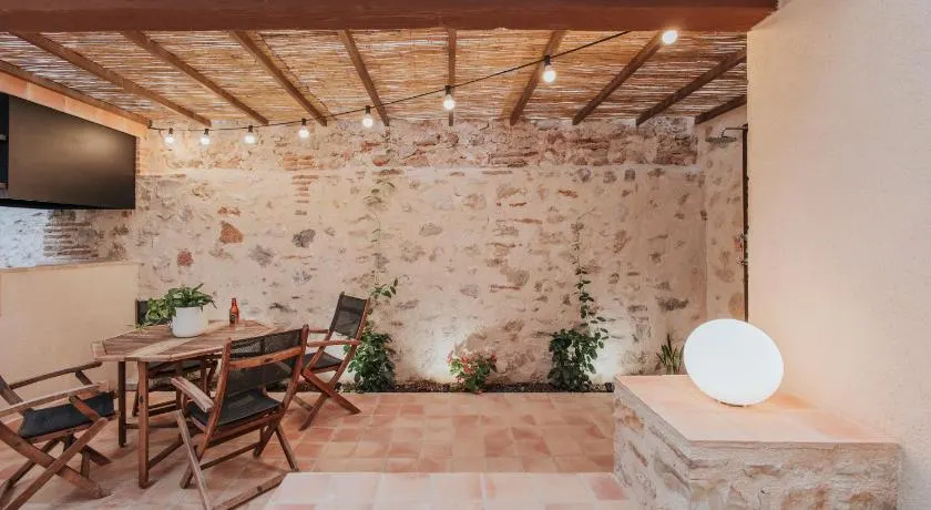 Casa rural (alquiler íntegro) El Descanso del Monje para 8 personas - Image 1