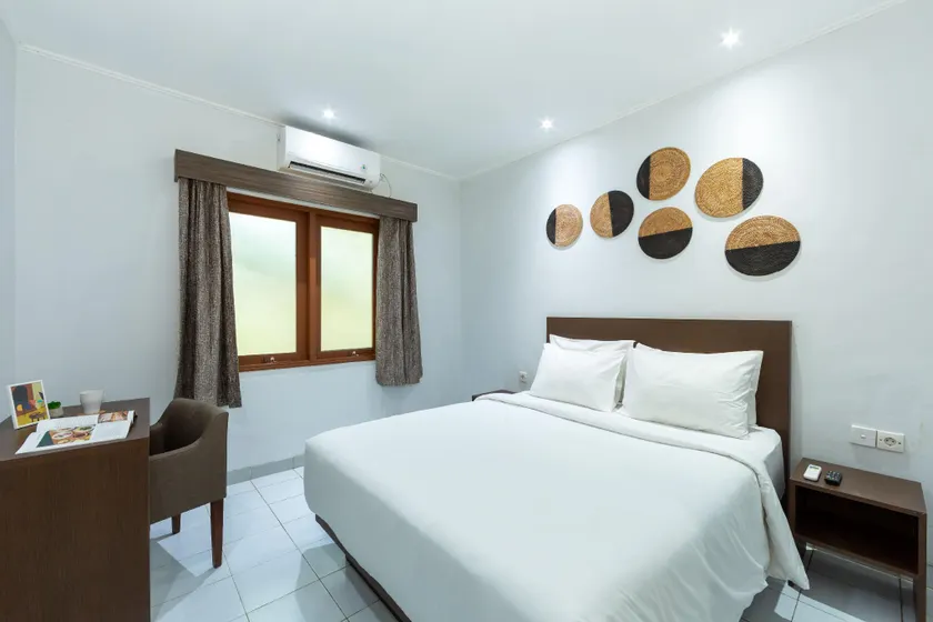 Cove Matahari Guesthouse Sunset - Image 1