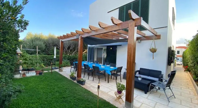 Villa Blanca Punta Grossa - Image 1
